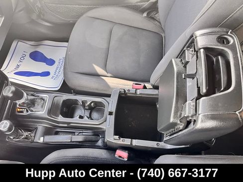 Used 2022 Jeep Wrangler Unlimited Sport AWD/4WD image 12