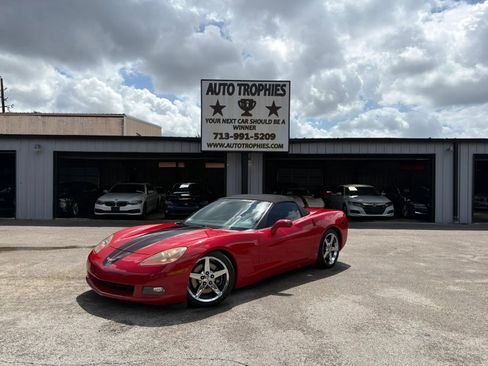 Used 2007 Chevrolet Corvette Convertible w/ Preferred Equipment Group RWD image 1