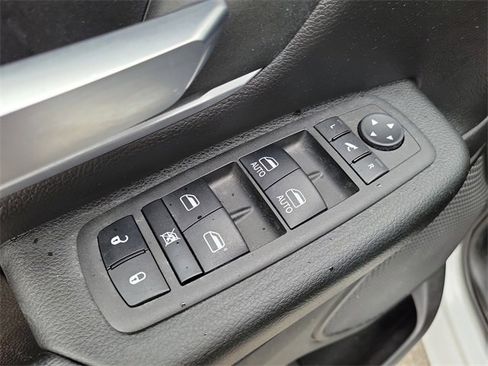 Used 2023 RAM 1500 Lone Star image 18