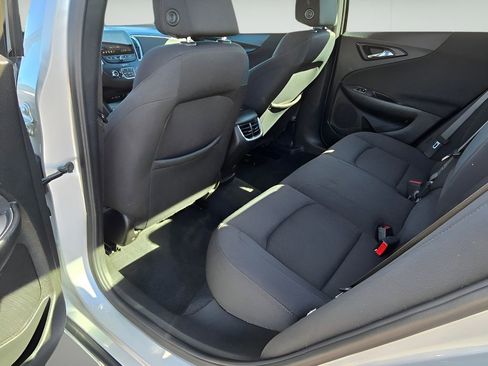 Used 2021 Chevrolet Malibu LT image 15