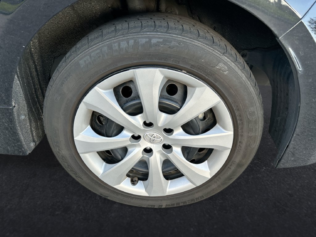 Used 2023 Toyota Corolla LE FWD image 10