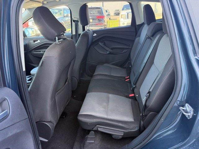 Used 2019 Ford Escape SE FWD image 18