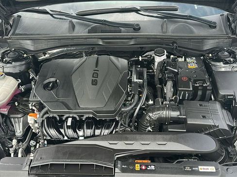 Used 2024 Hyundai Sonata SEL w/ Convenience Package image 3