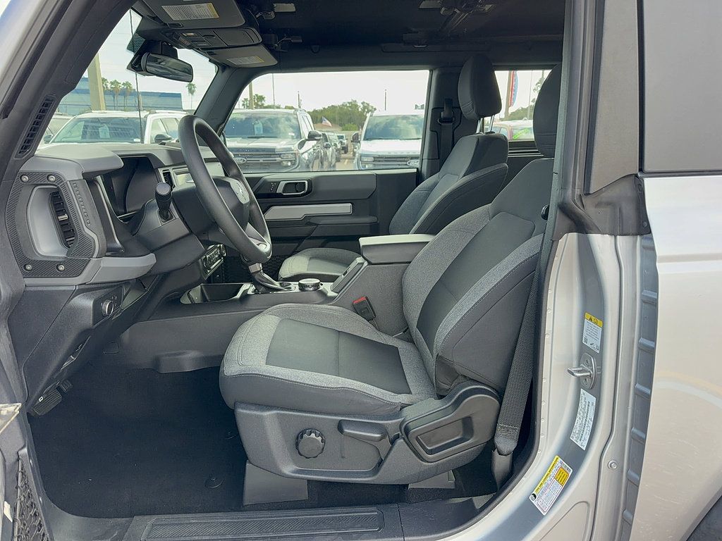 Used 2021 Ford Bronco 2-Door AWD/4WD image 12