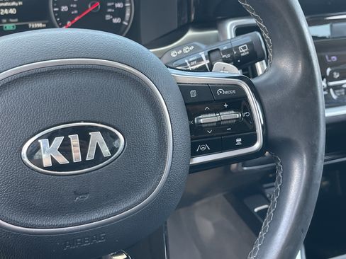 Used 2021 Kia Sorento EX FWD image 25