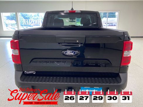 New 2025 Ford Maverick XLT w/ XLT Luxury Package image 6