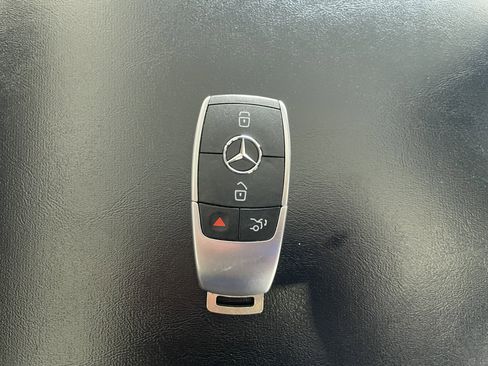 Used 2020 Mercedes-Benz GLE 350 4MATIC image 23