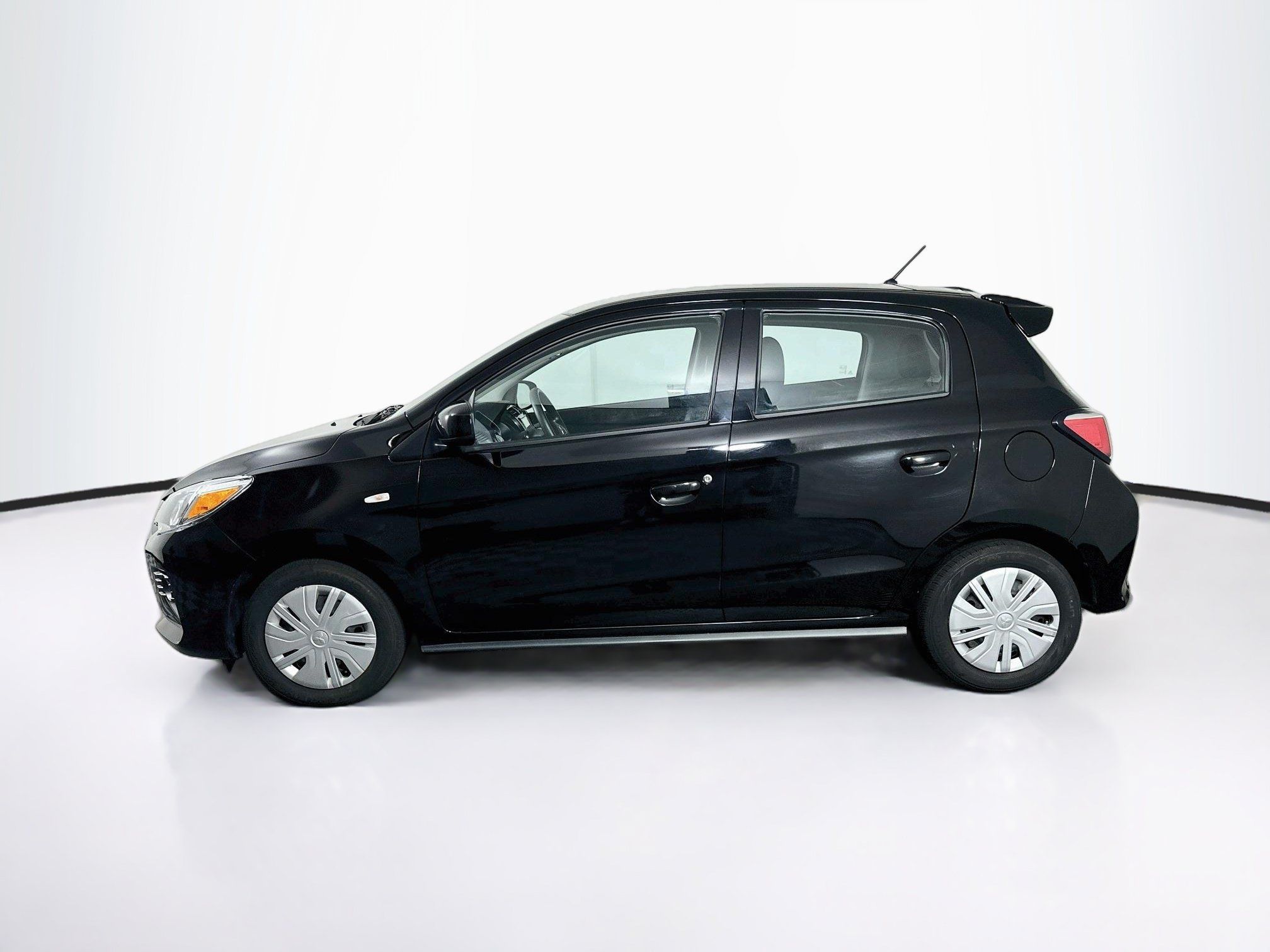 Used 2024 Mitsubishi Mirage ES FWD image 4