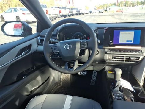 New 2026 Toyota Camry SE w/ Convenience Package FWD image 12