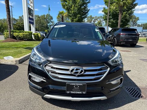 Used 2017 Hyundai Santa Fe Sport w/ Cargo Package AWD/4WD image 10