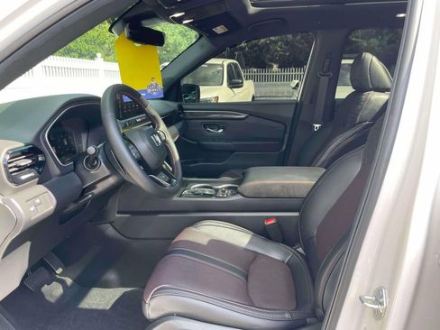Certified 2026 Honda Pilot Black Edition image 15