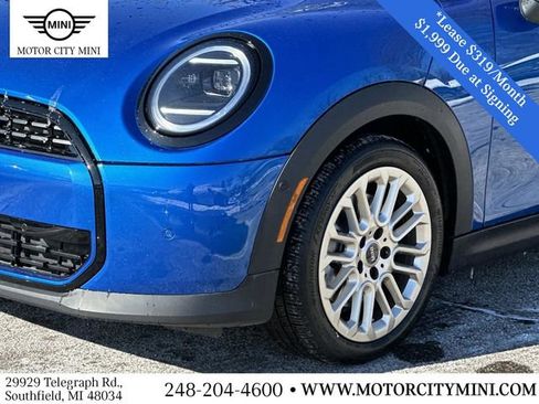 Certified 2025 MINI Cooper 2-Door Hardtop image 10