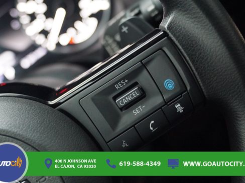 Used 2022 Nissan Rogue SV AWD/4WD image 21