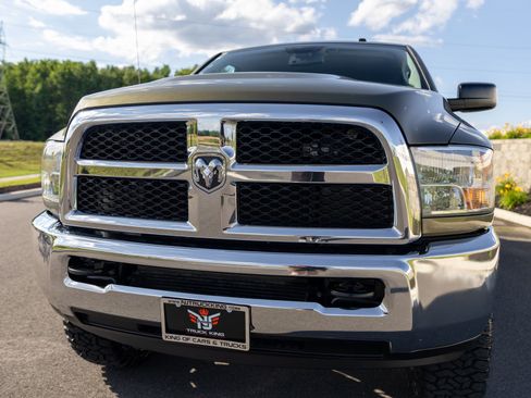 Used 2013 RAM 2500 Tradesman w/ Chrome Appearance Group AWD/4WD image 19