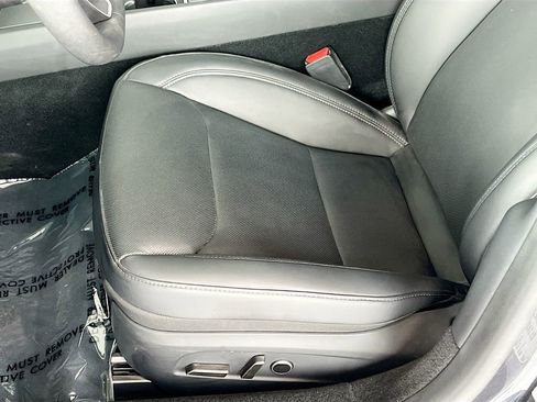 Used 2025 Tesla Model 3 Long Range RWD image 19