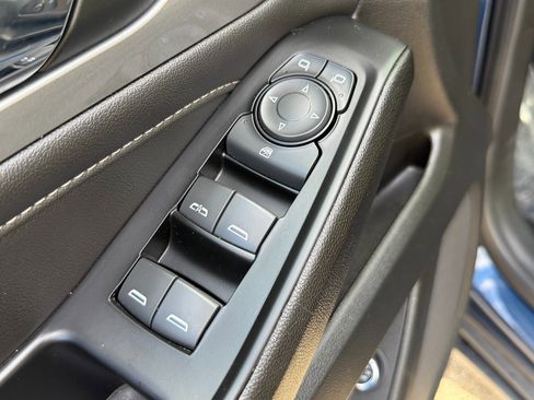 Certified 2023 Chevrolet Traverse LT image 17