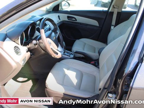 Used 2015 Chevrolet Cruze LT image 14