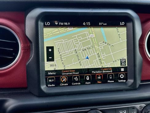 Used 2023 Jeep Wrangler Unlimited Rubicon 4xe AWD/4WD image 14