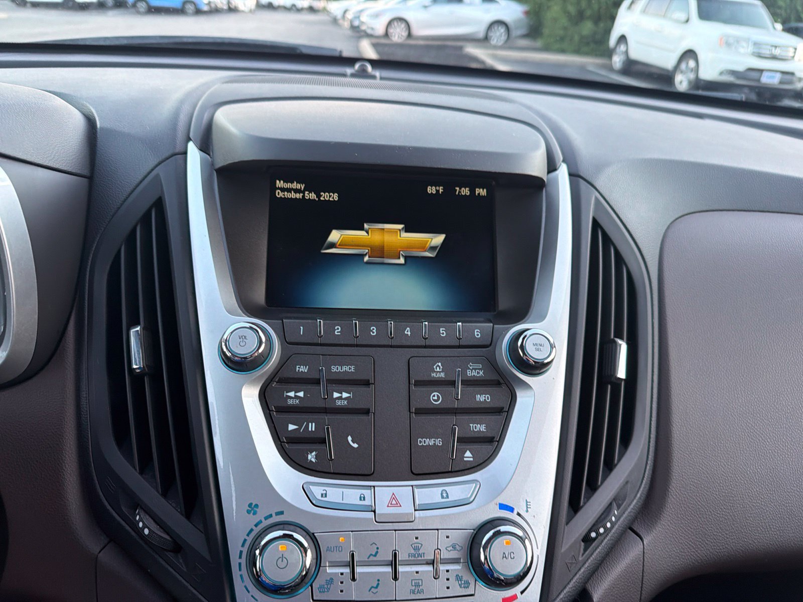 Used 2012 Chevrolet Equinox LT FWD image 14