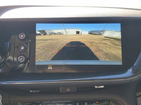 Used 2022 Buick Envision Essence w/ Safety Package image 24