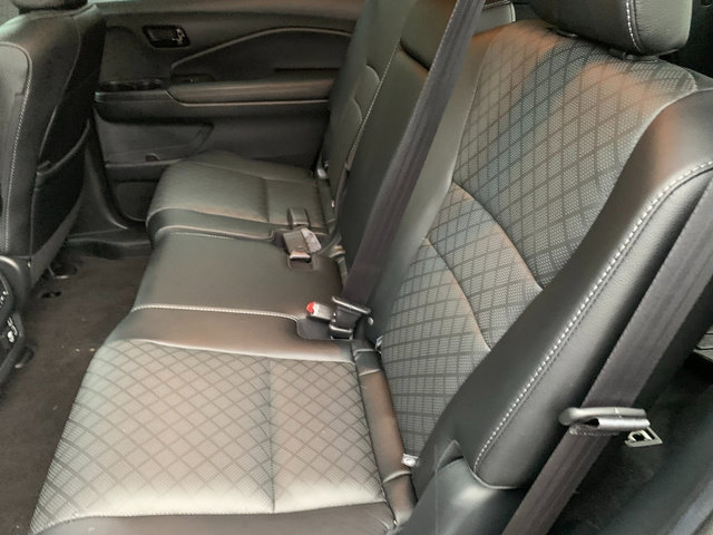 Used 2023 Honda Passport Elite image 22