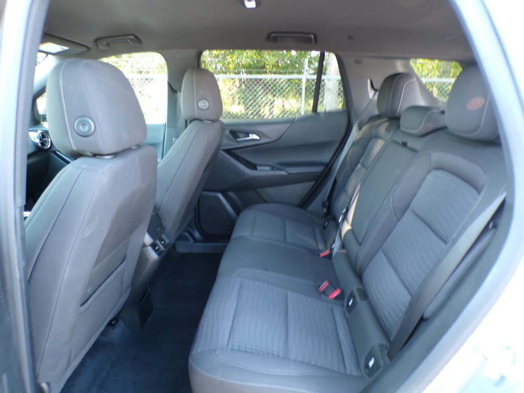 Used 2025 Chevrolet Equinox LT AWD/4WD image 17