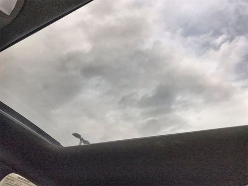 Used 2019 Hyundai Veloster Turbo image 21