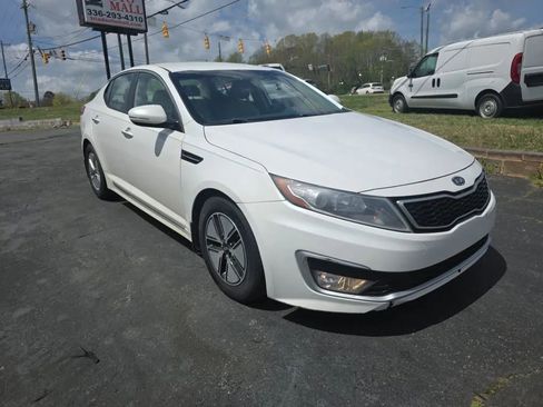Used 2012 Kia Optima Hybrid Sedan 4D w/ Hybrid Convenience Pkg image 3