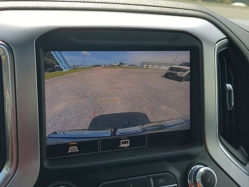 Used 2022 GMC Sierra 1500 Elevation w/ Preferred Package AWD/4WD image 18