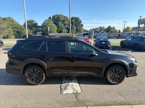Used 2024 Subaru Outback Onyx Edition AWD/4WD image 6