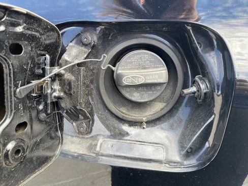 Used 2023 Toyota Camry LE image 19