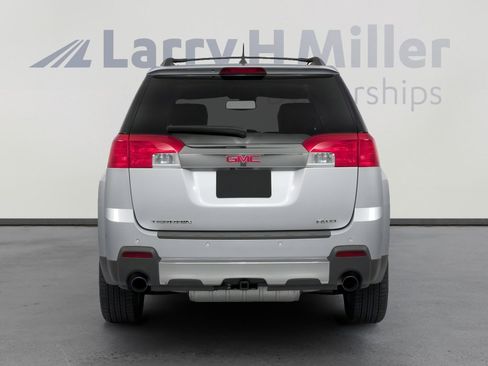 Used 2015 GMC Terrain SLT image 8
