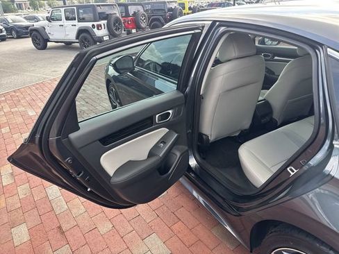 Certified 2023 Honda Civic Touring image 28