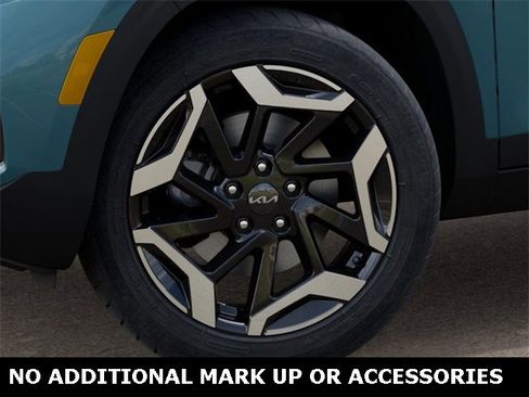 New 2026 Kia Seltos SX w/ SX Sunroof Package image 9