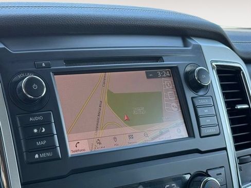 Used 2019 Nissan Titan PRO-4X w/ Pro-4x Convenience Package AWD/4WD image 18