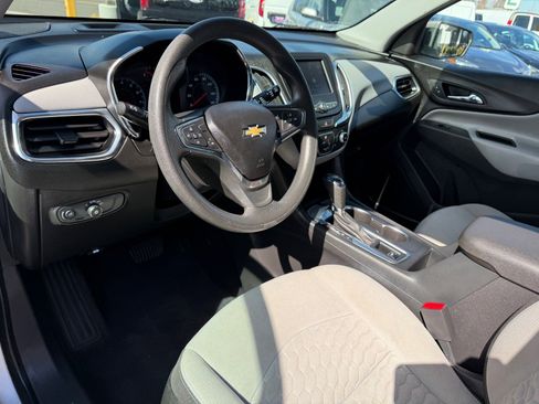 Used 2020 Chevrolet Equinox LS w/ LS Convenience Package image 13