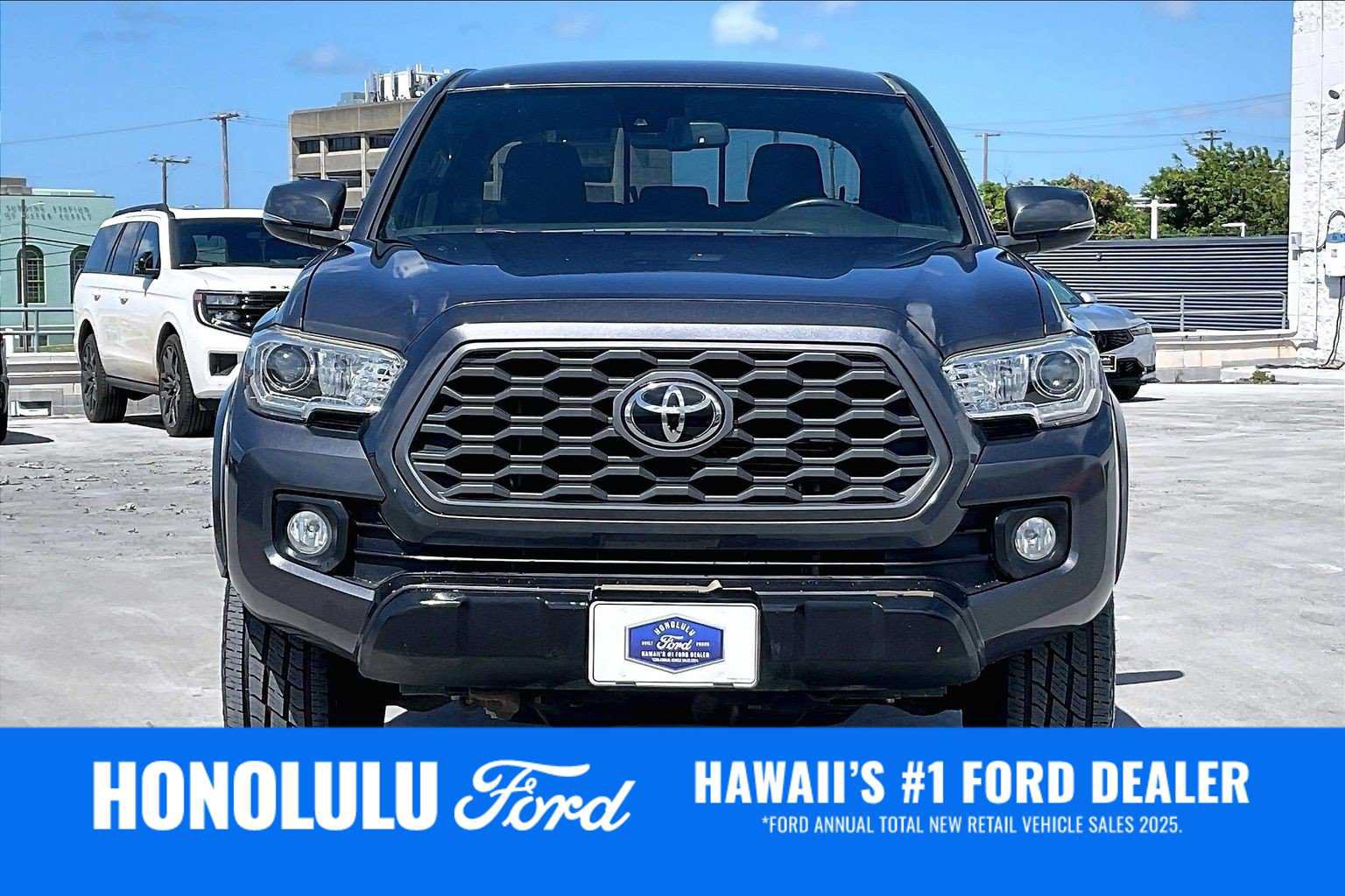 Used 2020 Toyota Tacoma TRD Off-Road w/ Technology Package AWD/4WD image 6