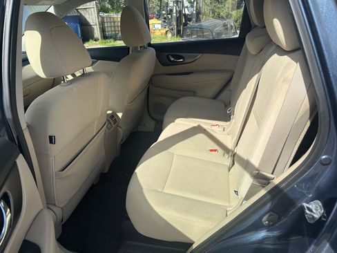 Used 2016 Nissan Rogue S image 14