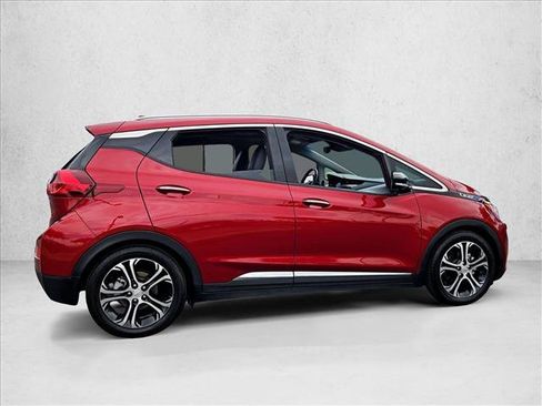 Used 2019 Chevrolet Bolt Premier w/ Infotainment Package FWD image 8