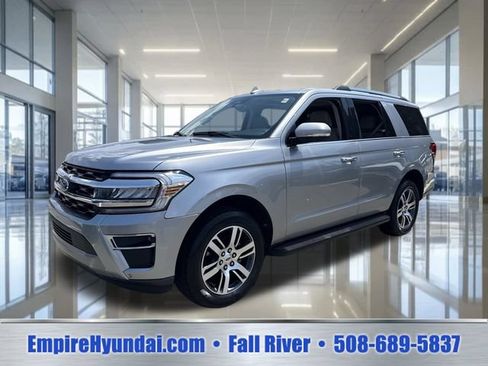Used 2024 Ford Expedition Limited AWD/4WD image 1