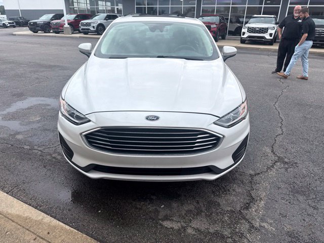 Used 2020 Ford Fusion SE FWD image 3
