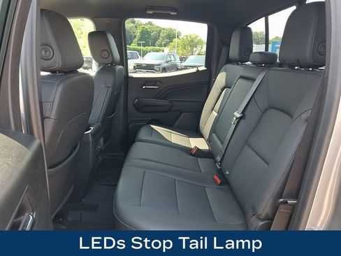 Used 2024 Chevrolet Colorado LT w/ LT Convenience Package III AWD/4WD image 21