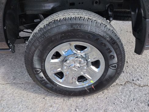 New 2026 RAM 2500 Tradesman AWD/4WD image 11