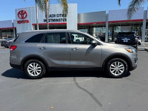 Used 2018 Kia Sorento LX image 13