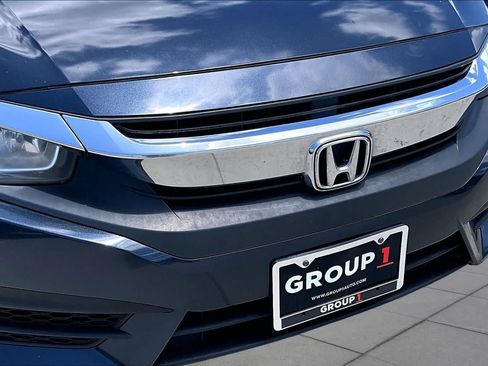 Used 2018 Honda Civic EX image 28