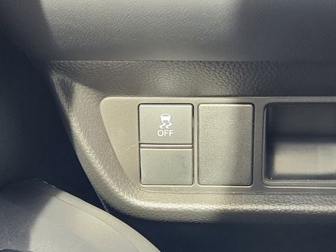 Certified 2024 Honda HR-V EX-L image 22