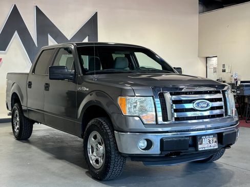 Used 2011 Ford F150 XLT AWD/4WD image 2
