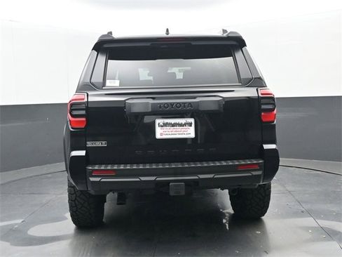 New 2026 Toyota 4Runner SR5 image 18