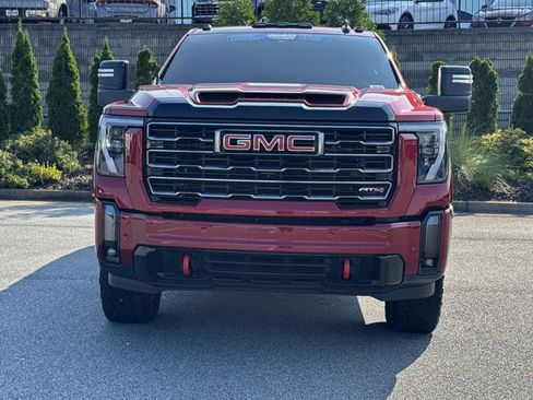 Used 2024 GMC Sierra 2500 AT4 w/ AT4 Premium Plus Package AWD/4WD image 3