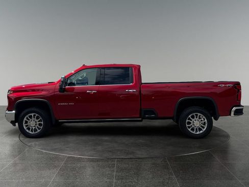 Used 2025 Chevrolet Silverado 2500 LTZ w/ LTZ Convenience Package AWD/4WD image 5